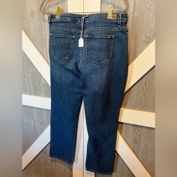 WJ2. LEE STRETCH RELAXED FIT STRAIGHT LEG 12 Short Petite • 27” - Picture 5 of 5